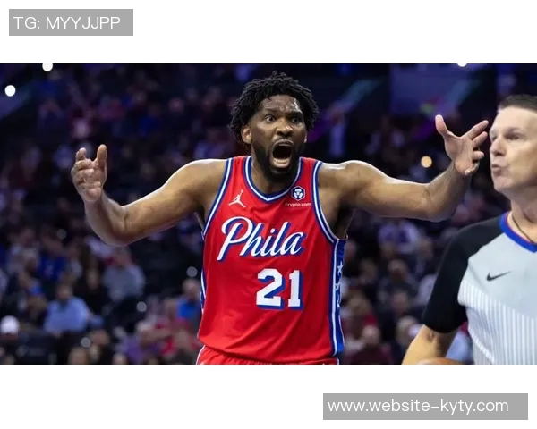 球队新星埃奇库姆首秀狂砍34分恩比德马克西等人欢庆泼水庆祝