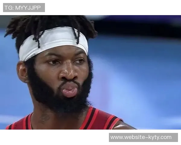 杰曼上半场表现惊艳7投4中贡献15分3篮板6助攻2抢断正负值高达25