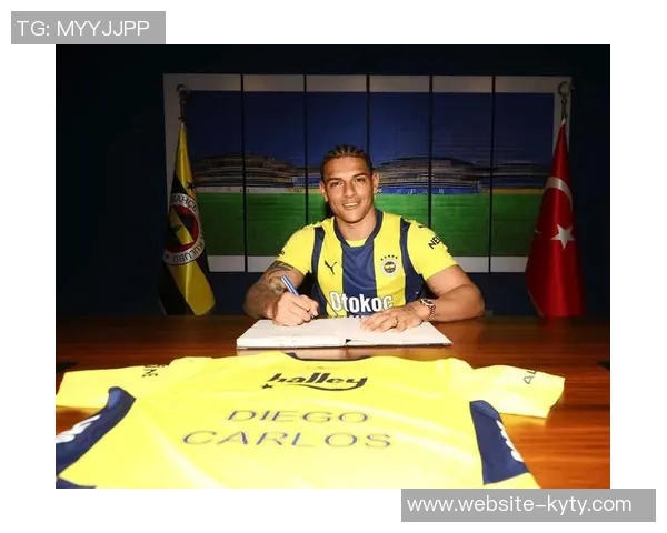 费内巴切官方发声祝福卡洛斯早日康复及其家人幸福安康