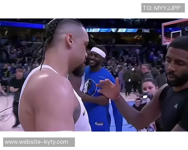 鲍威尔直言狄龙伎俩不屑一顾但若真动手绝不手软 鲍威尔直言狄龙伎俩不屑一顾但若真动手绝不手软