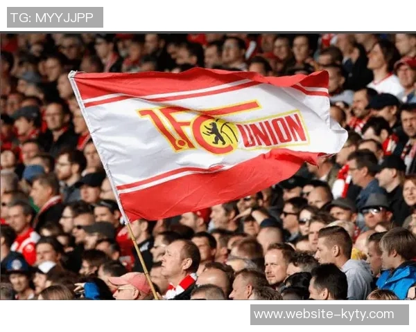 多队争抢柏林联合中卫多基冬窗或将离队引发关注 多队争抢柏林联合中卫多基冬窗或将离队引发关注