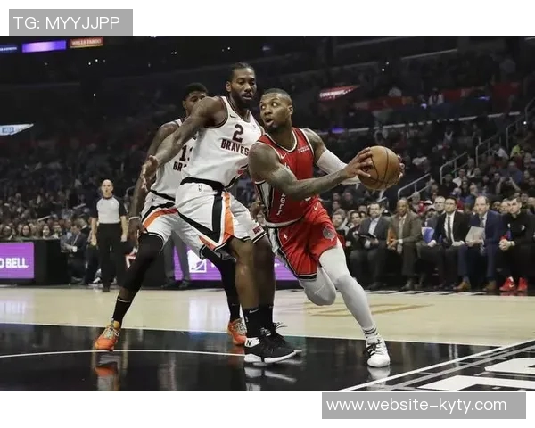 路威谈选择快船原因：家庭是首要考虑希望陪伴妻子和观看儿子比赛