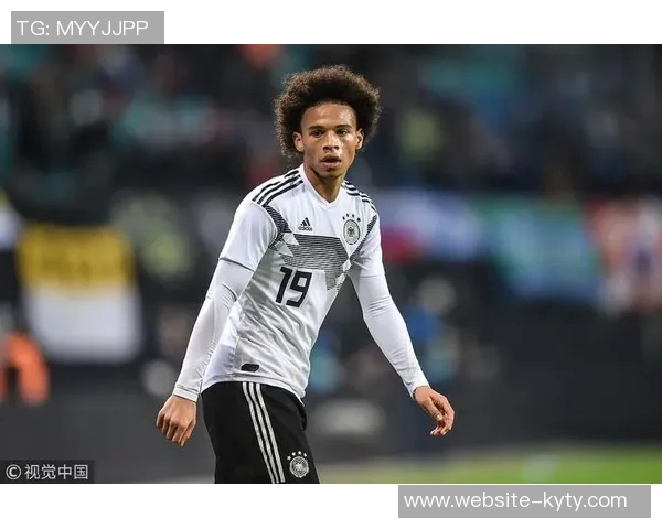 基米希赞萨内表现出色不仅进球还积极参与反抢